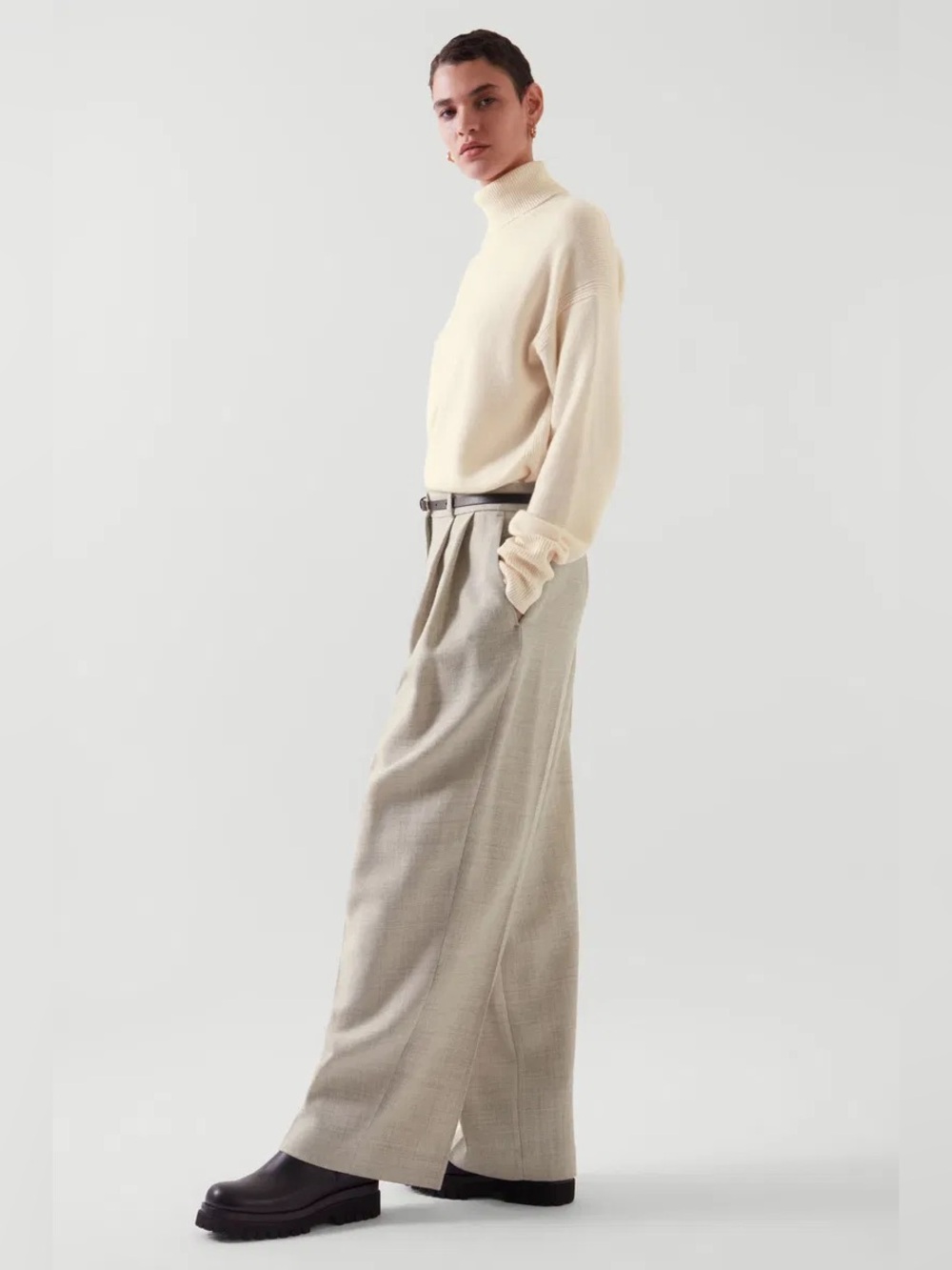 COS 100% Cashmere Ivory Turtleneck Sweater High Neck Minimalist Luxury Small - Picture 5 of 11